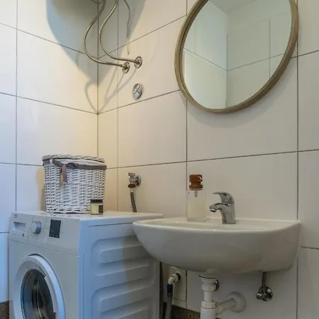 Modern With Balcony Near Shopping Mall Apartment