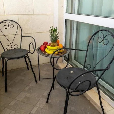 Apartment Modern With Balcony Near Shopping Mall Split